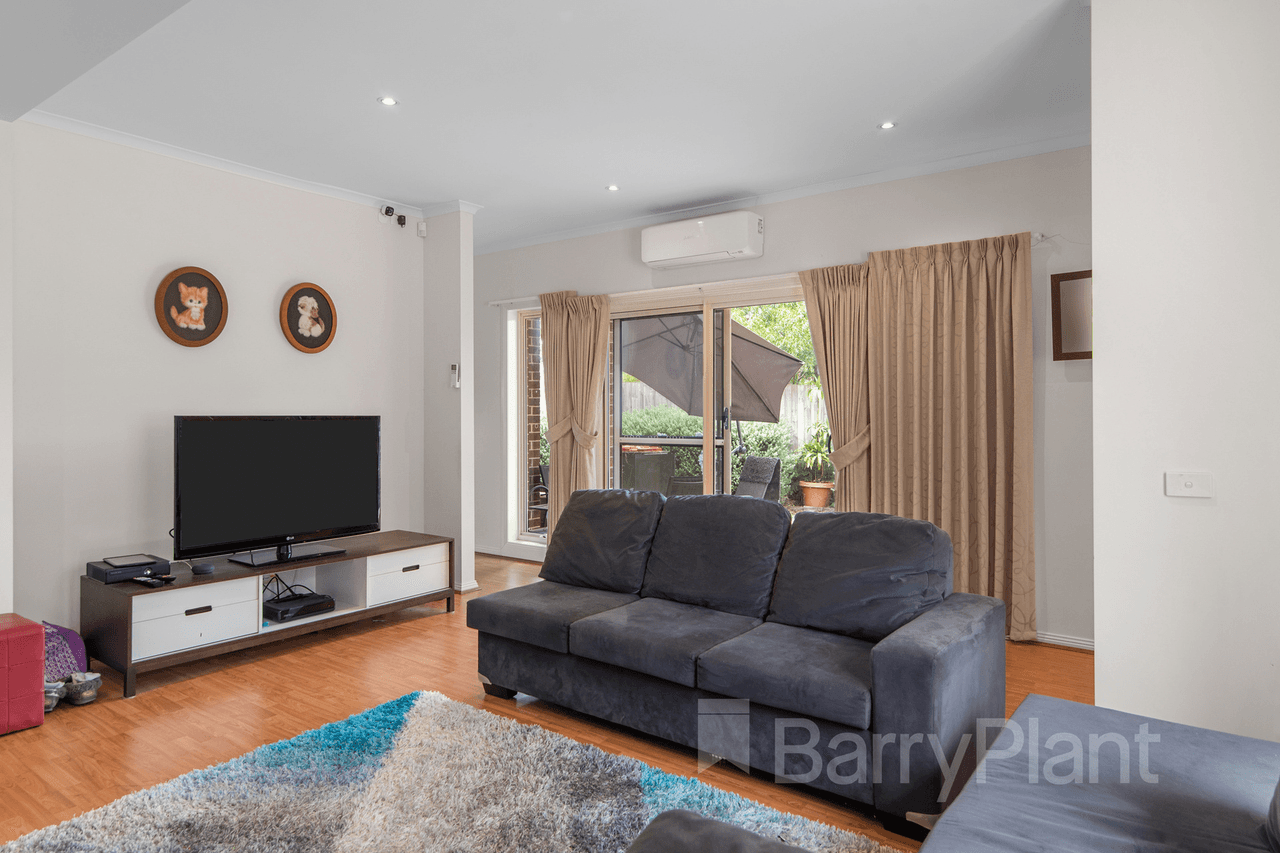 2/32 Kathryn Road, Knoxfield, VIC 3180