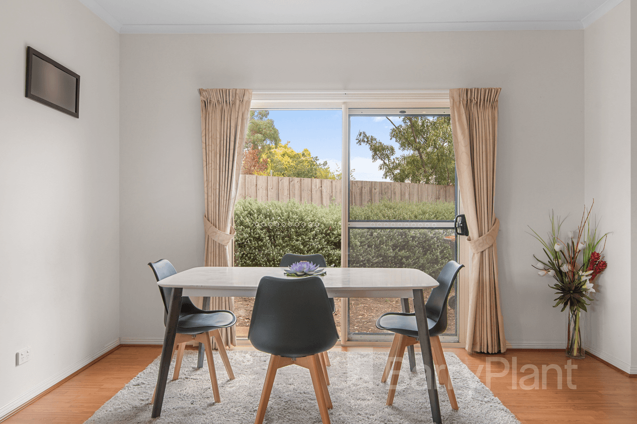 2/32 Kathryn Road, Knoxfield, VIC 3180