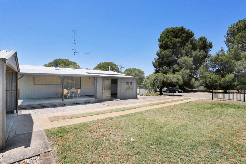 1 Main North Road, AUBURN, SA 5451