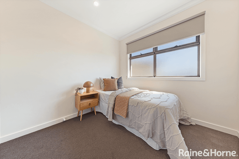 2/7 The Mews, SUNSHINE WEST, VIC 3020