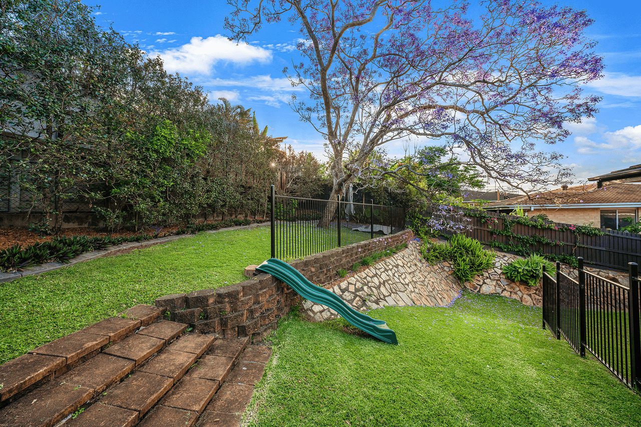 142 Fegen Drive, MOOROOKA, QLD 4105