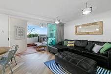 2100/36 Browning Boulevard, BATTERY HILL, QLD 4551