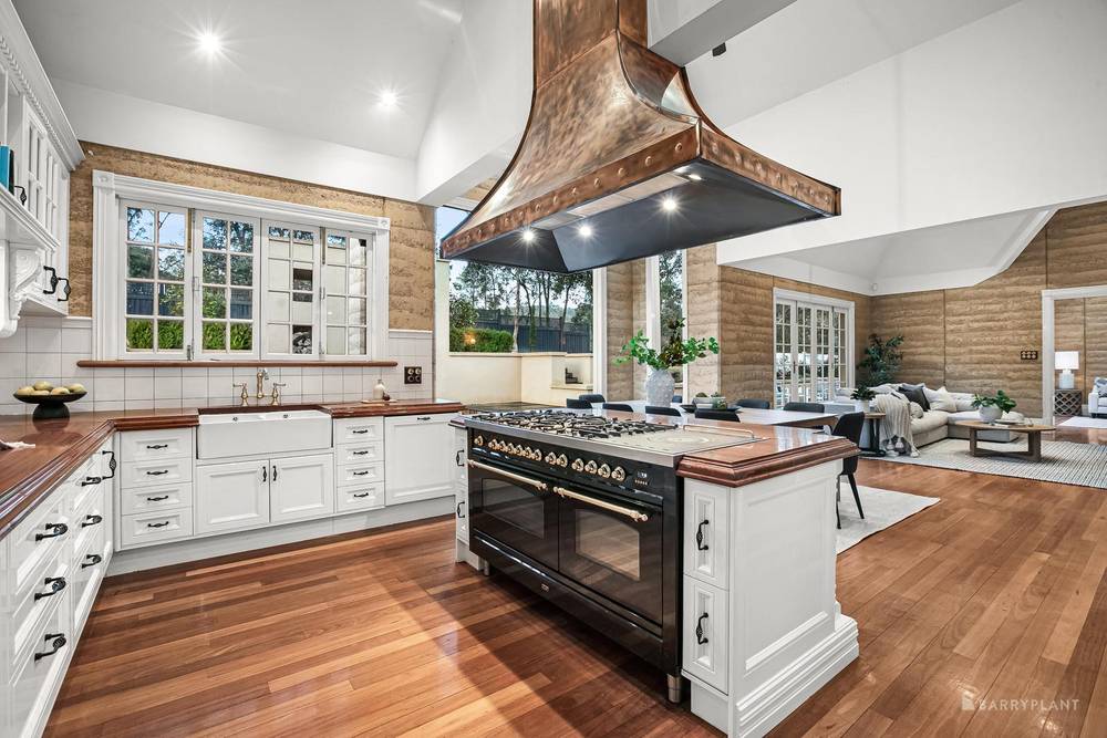 5 Charlotte Court, NORTH WARRANDYTE, VIC 3113