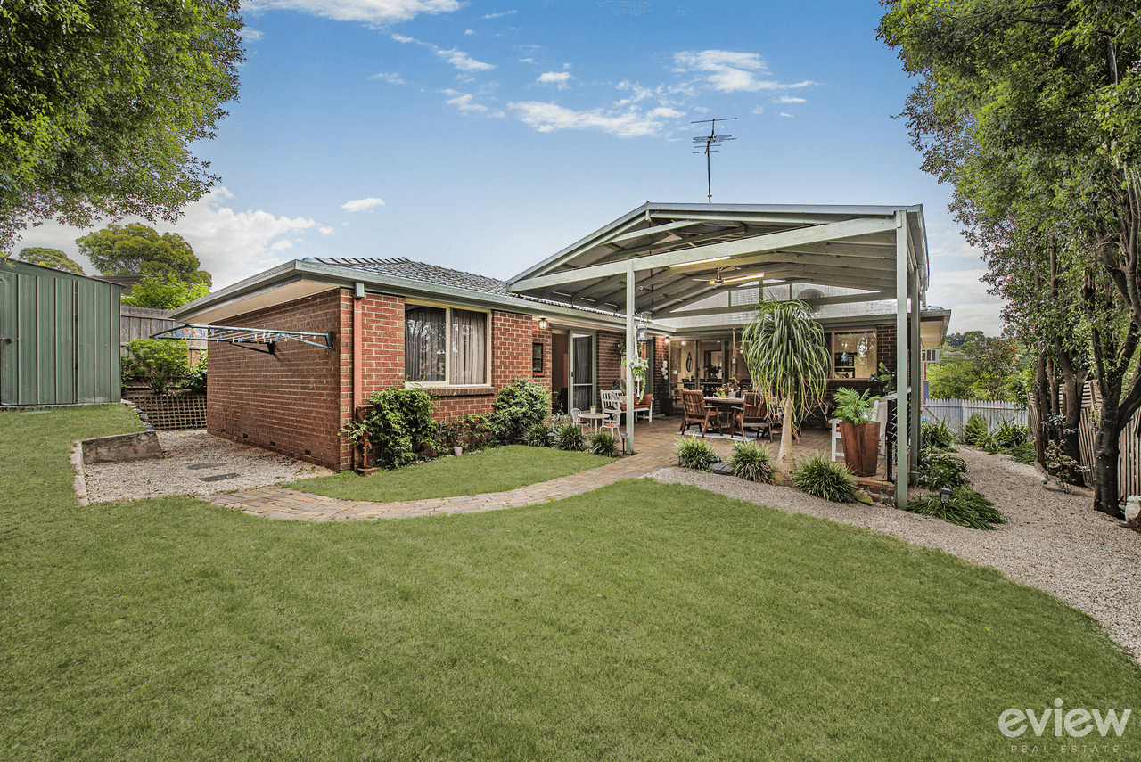 5 Mikkell Court, PAKENHAM, VIC 3810