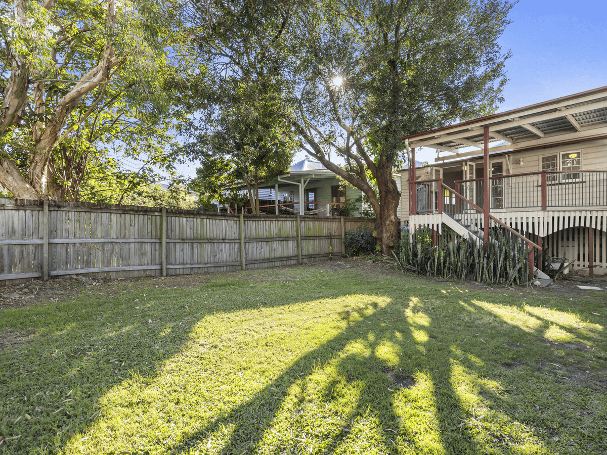 18 Lockerbie Street, Kangaroo Point, QLD 4169