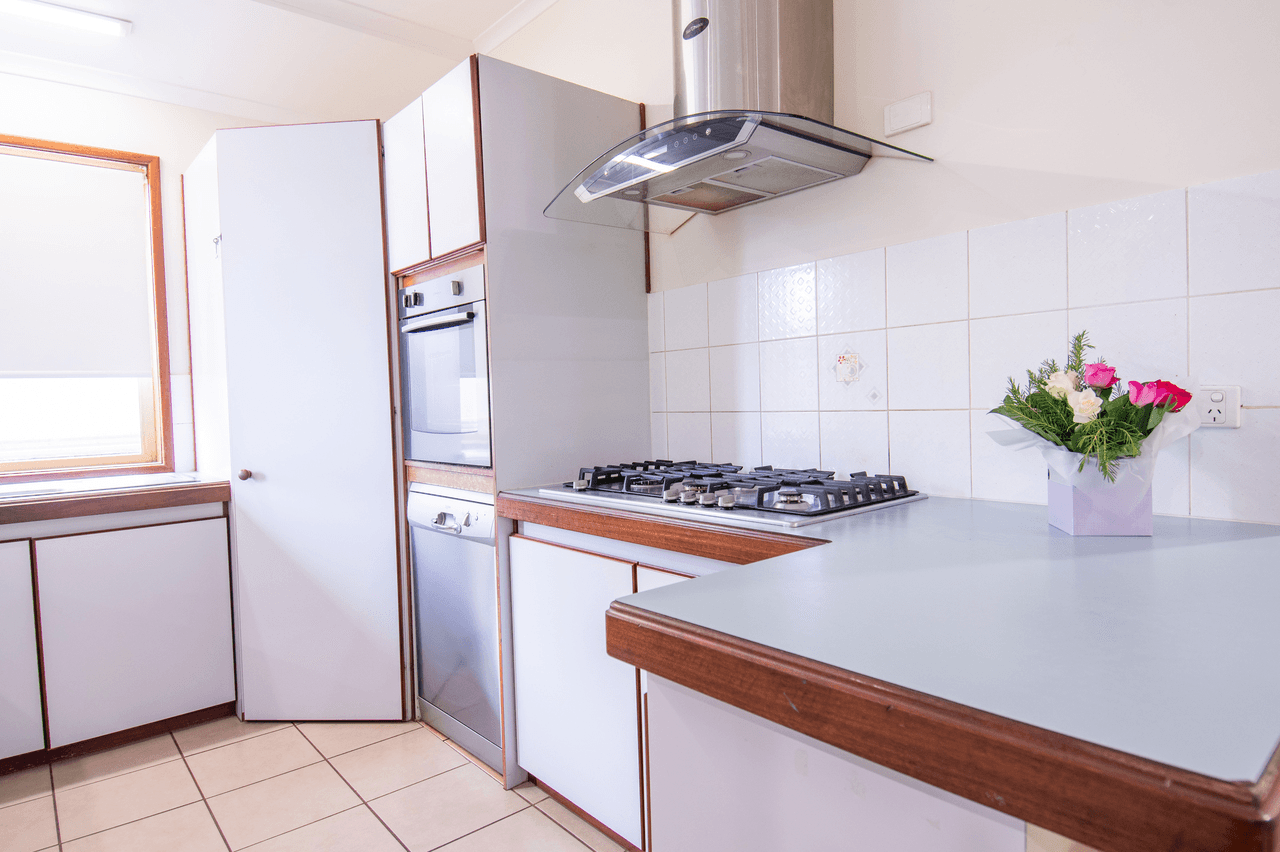 8a Hawkes Place, CABLE BEACH, WA 6726