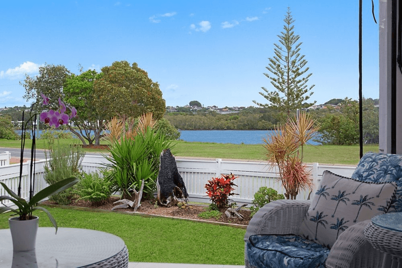 24 Fingal Road, FINGAL HEAD, NSW 2487