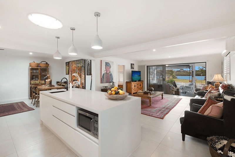 24 Fingal Road, FINGAL HEAD, NSW 2487