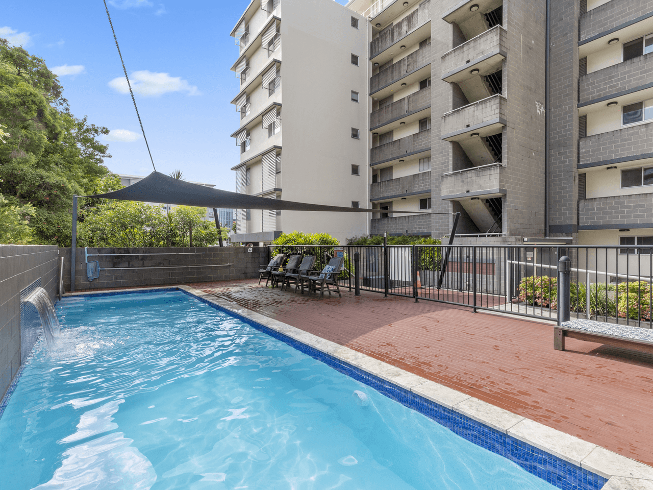 Unit 4/12 Belgrave Rd, Indooroopilly, QLD 4068