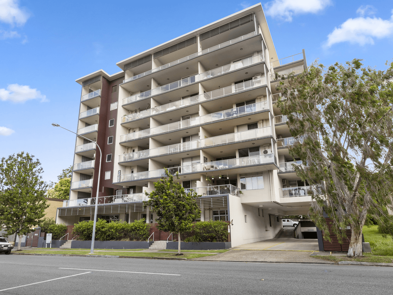 Unit 4/12 Belgrave Rd, Indooroopilly, QLD 4068