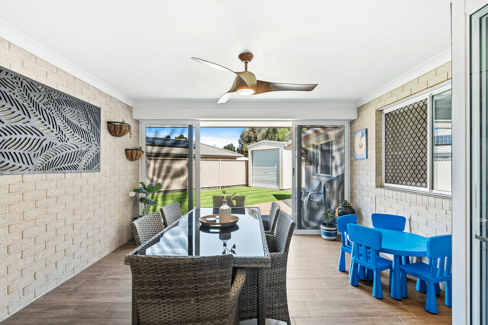 8 Tarvin Close, WELLINGTON POINT, QLD 4160