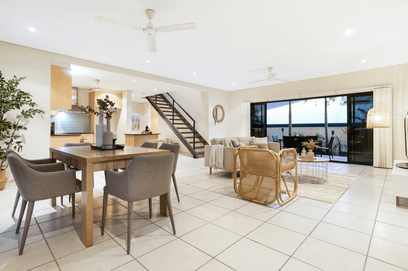 2/16 Stoddart Drive, BAYVIEW, NT 0820