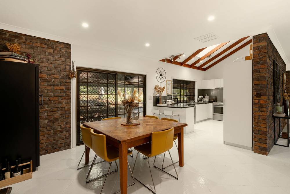 96 Eastwood Street, Chandler, QLD 4155