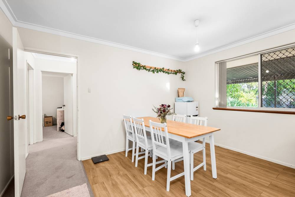 53 Parkside Drive, Thornlie, WA 6108