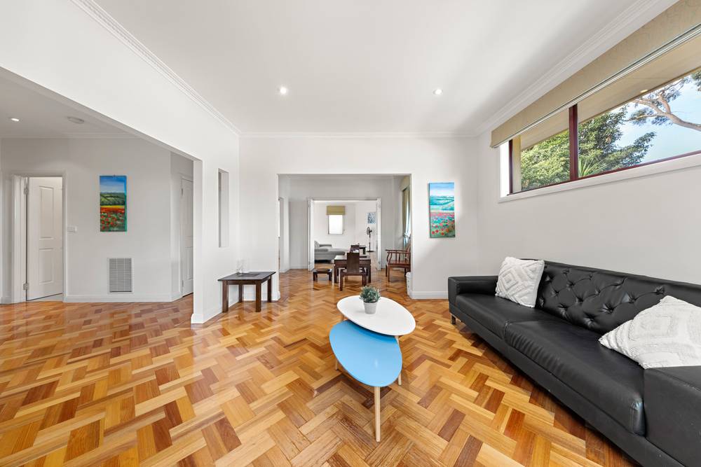 1/17 THE BOULEVARD, GLEN WAVERLEY, VIC 3150