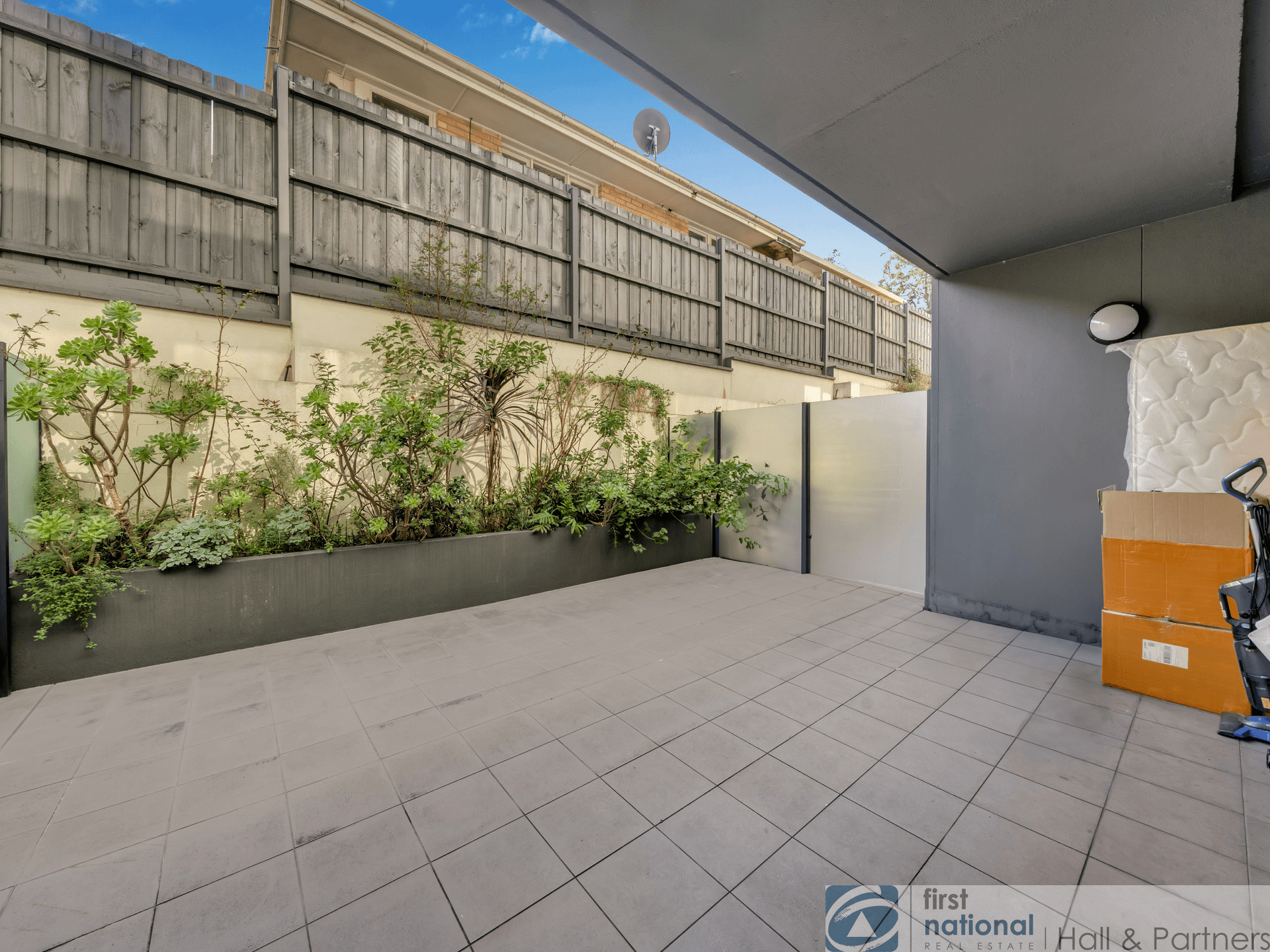 102/154 Elgar Road, Box Hill, VIC 3128