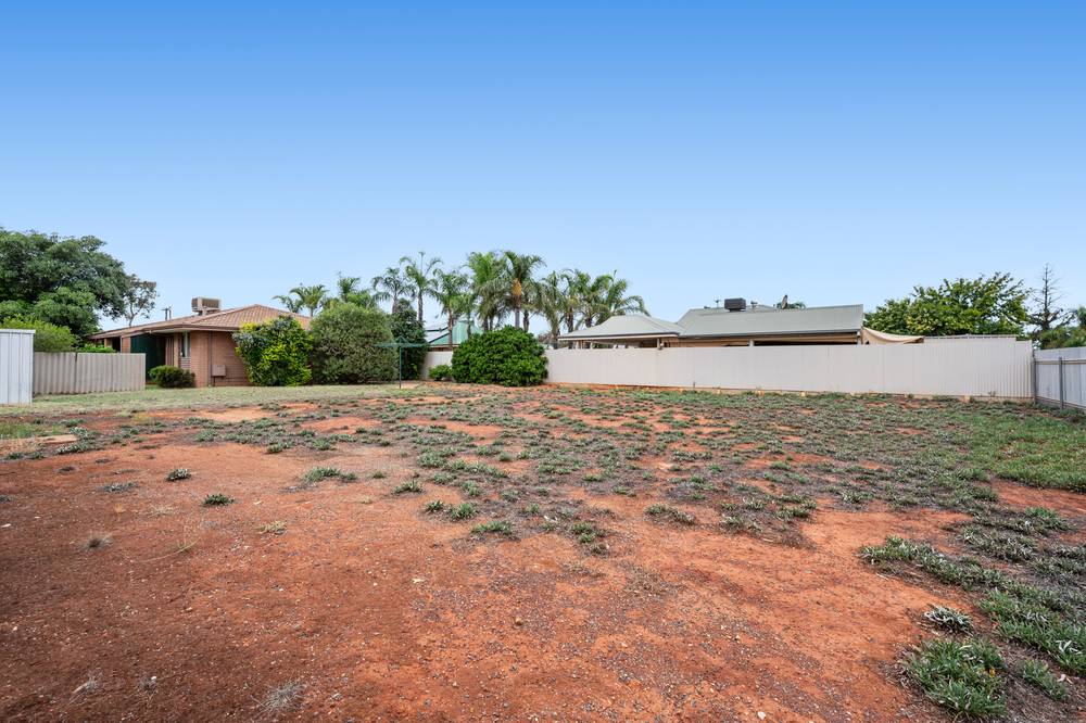 8 Edgar Street, SOUTH KALGOORLIE, WA 6430