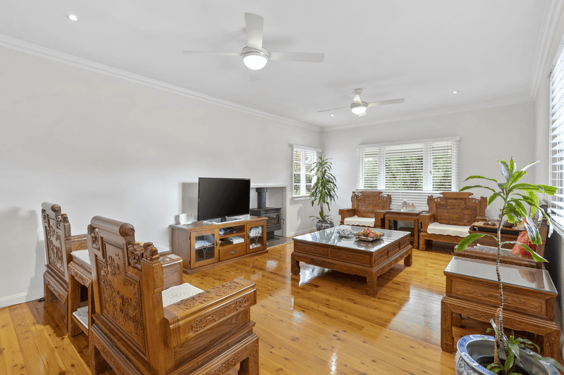 42 Cay Street, Newtown, QLD 4350