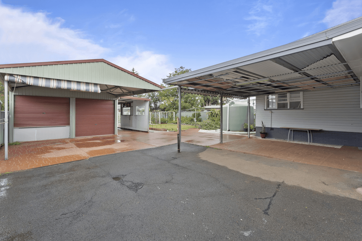 42 Cay Street, Newtown, QLD 4350