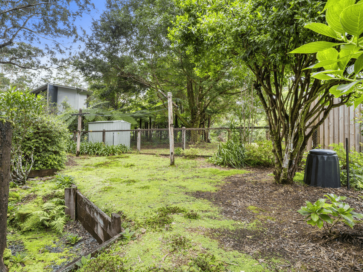 15 Banksia Road, SPRINGBROOK, QLD 4213