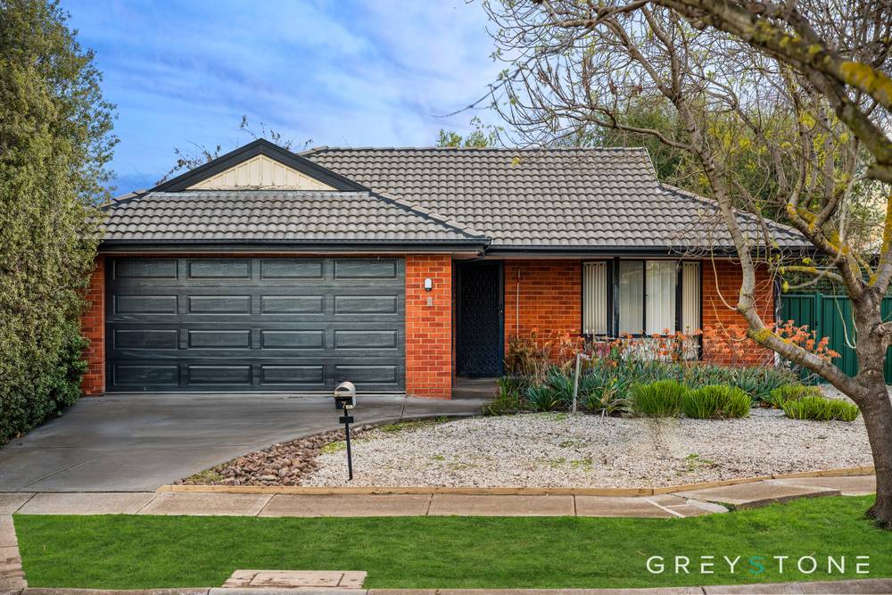 7 Woodbridge Place, BURNSIDE, VIC 3023