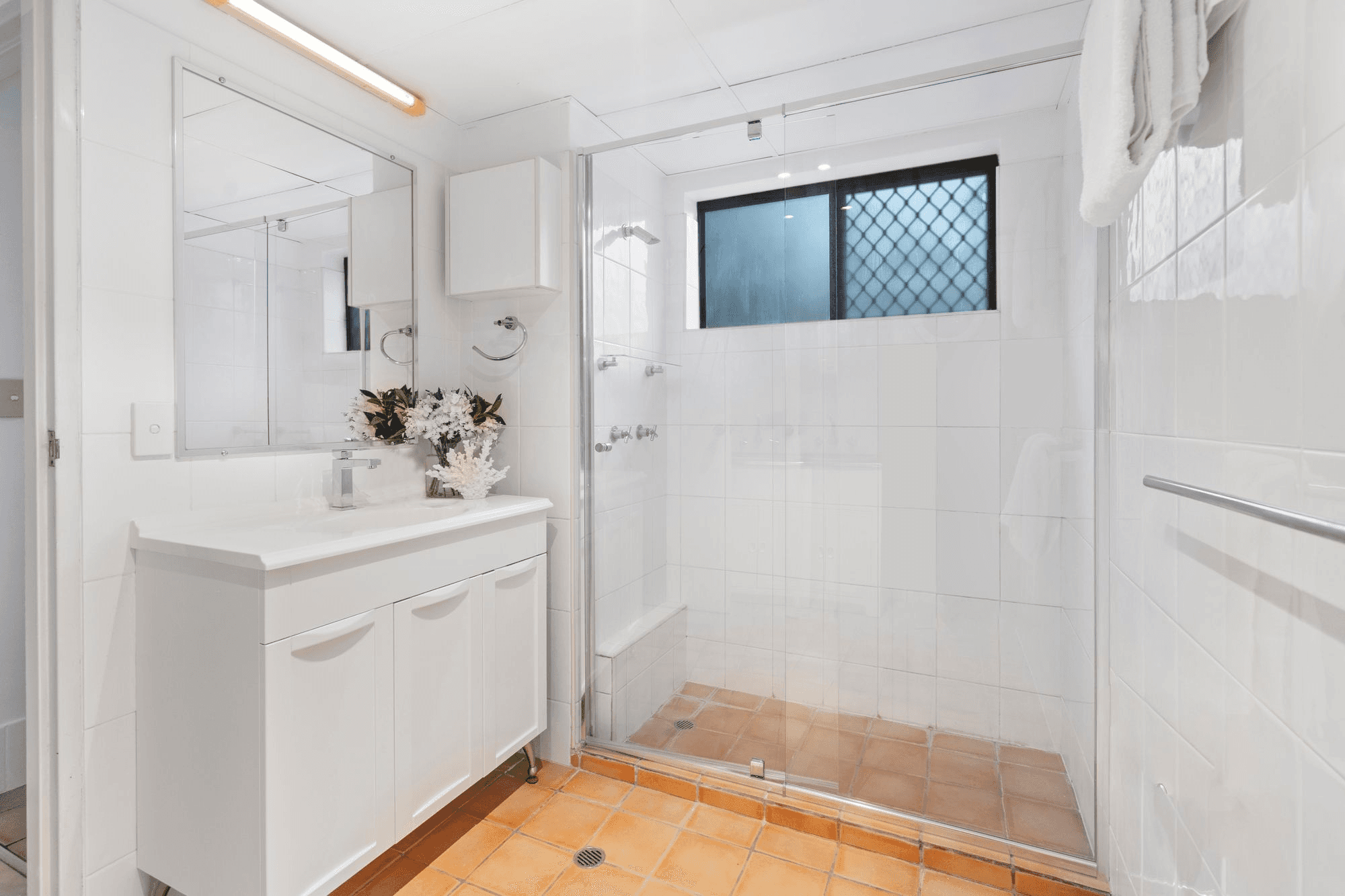 3/4 Rosemount Terrace, Windsor, QLD 4030