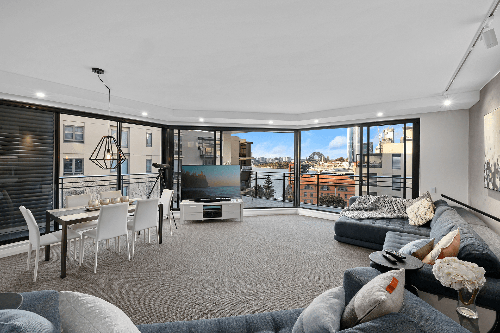 E802/24-26 Point Street, Pyrmont, NSW 2009