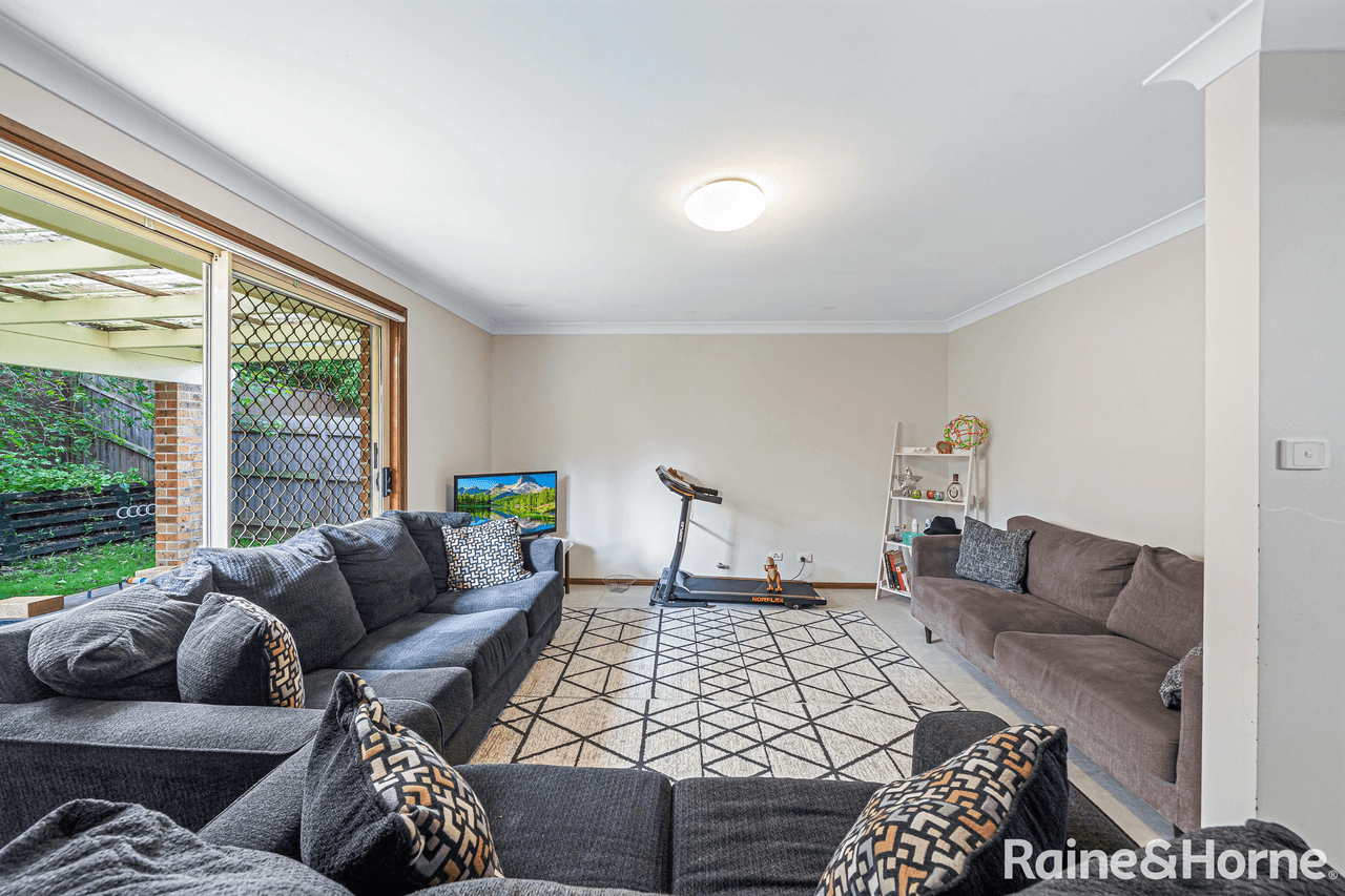 2/34 Cusack Street, MERRYLANDS WEST, NSW 2160