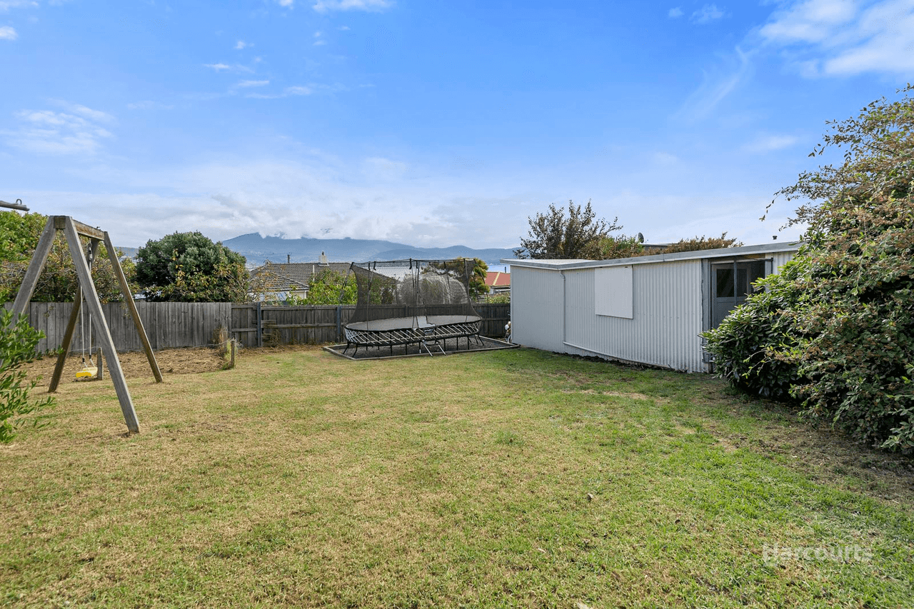 11 Elinga Street, Howrah, TAS 7018