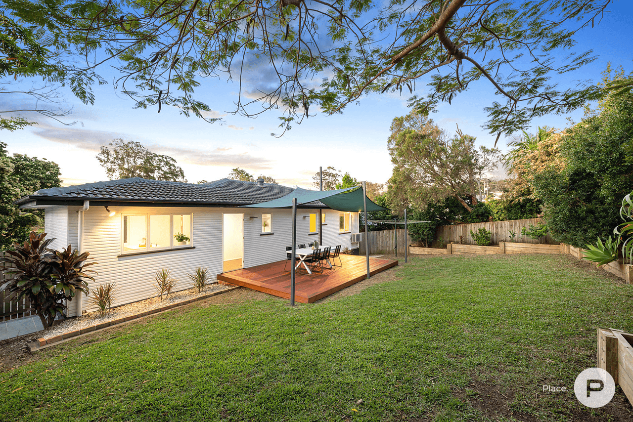 431 Nursery Road, Holland Park, QLD 4121