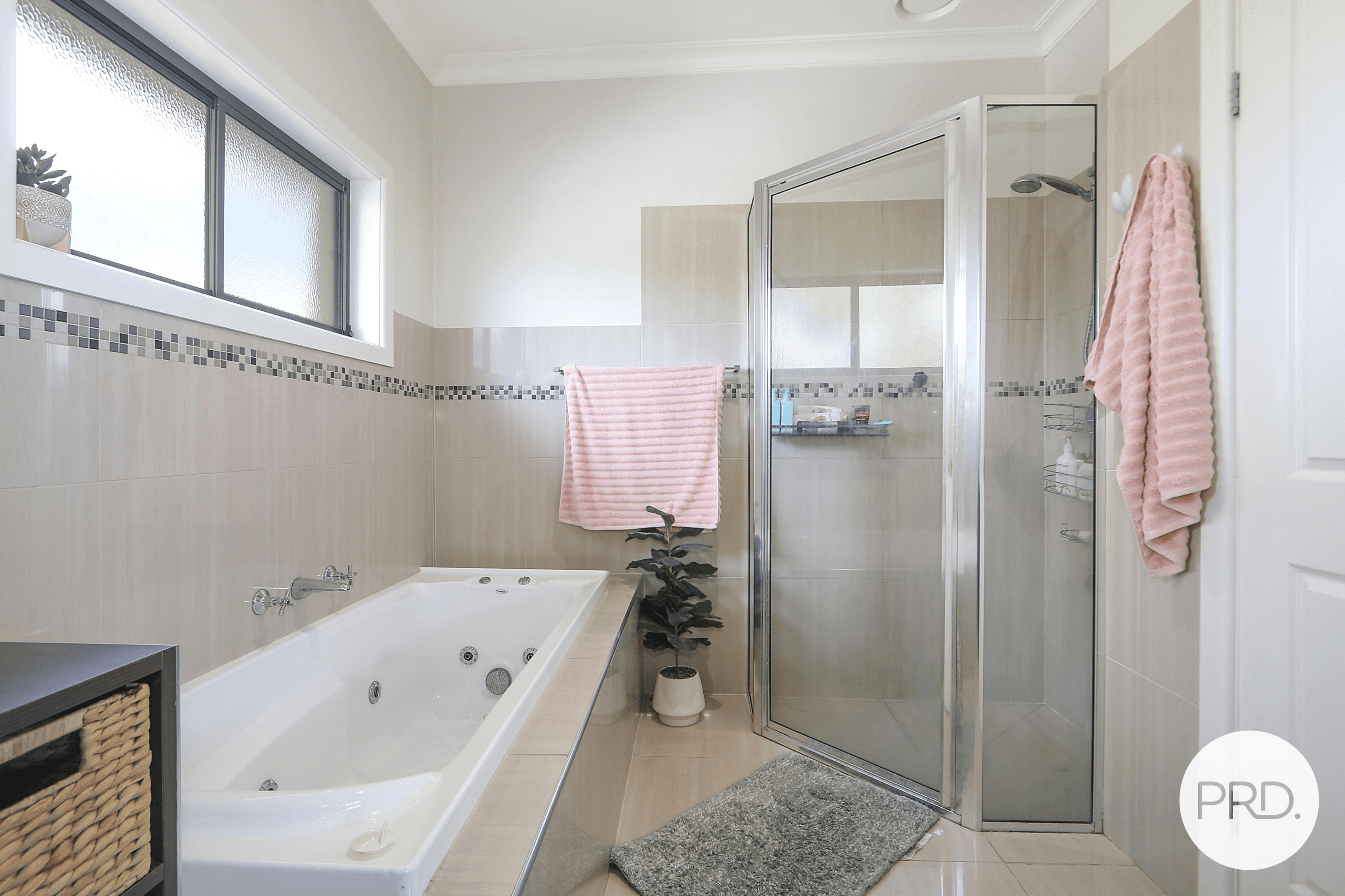 213 Mount Street, EAST ALBURY, NSW 2640