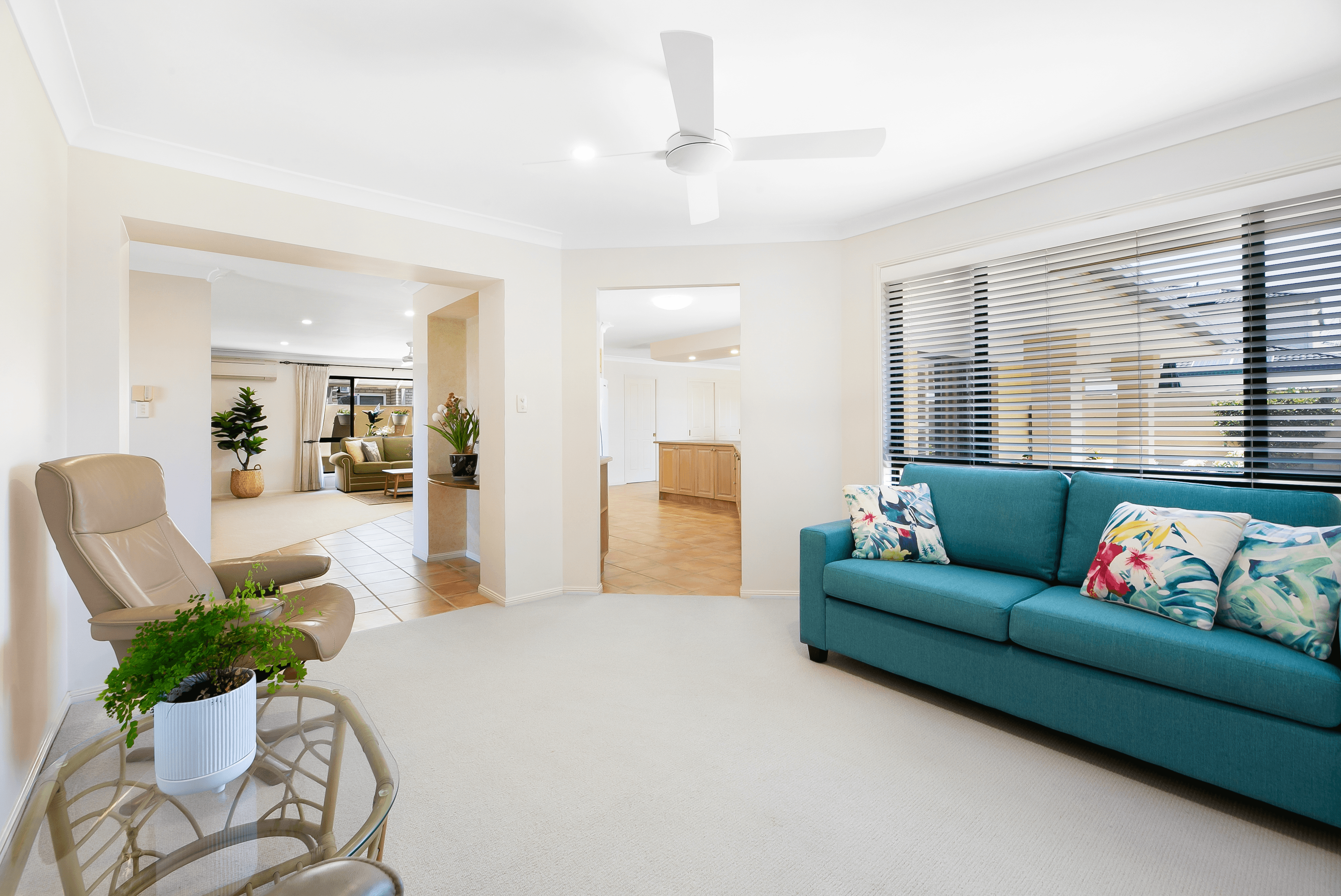 31 Deborah Avenue, BENOWA WATERS, QLD 4217