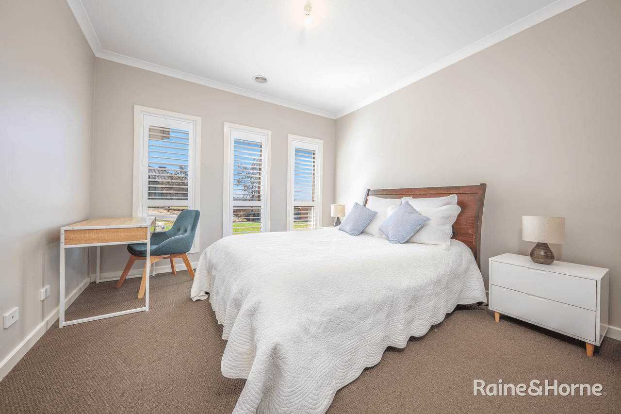 21 Lewis Place, SUNBURY, VIC 3429