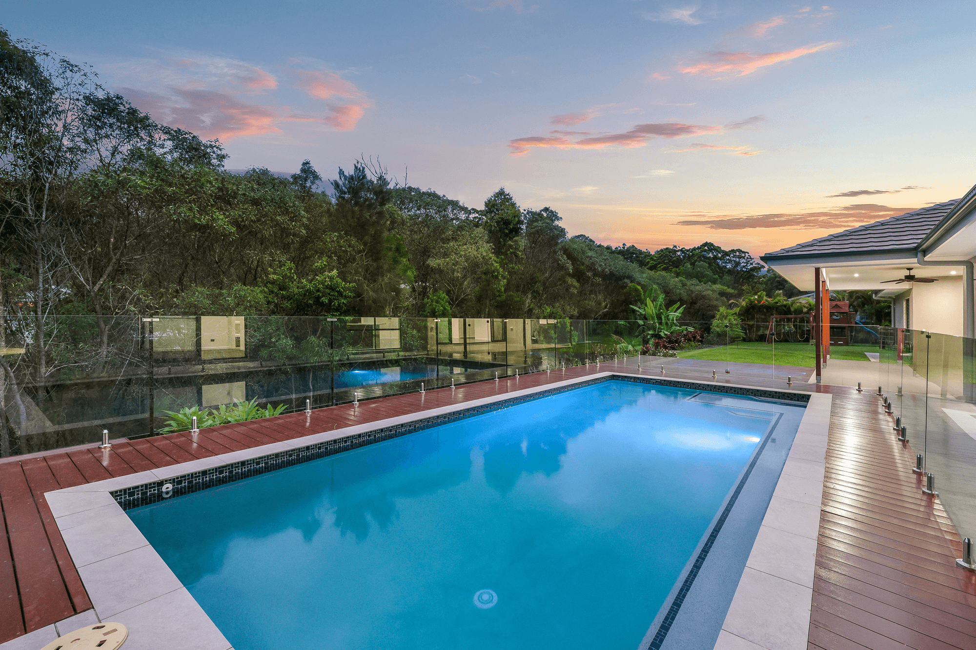 9 Button Quail Court, GILSTON, QLD 4211