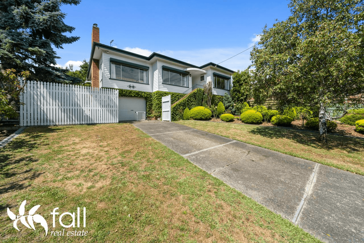 132 East Derwent Highway, LINDISFARNE, TAS 7015