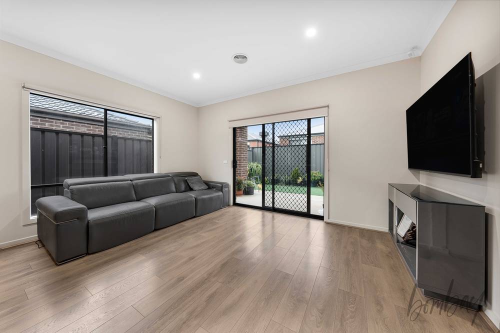 7 Brass Loop, WOLLERT, VIC 3750