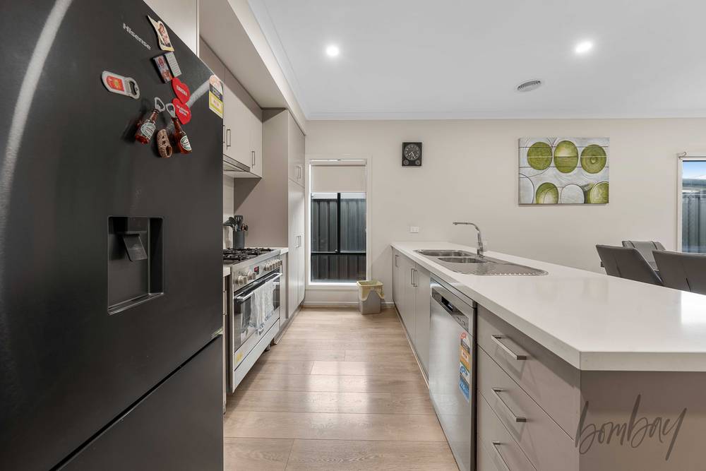 7 Brass Loop, WOLLERT, VIC 3750