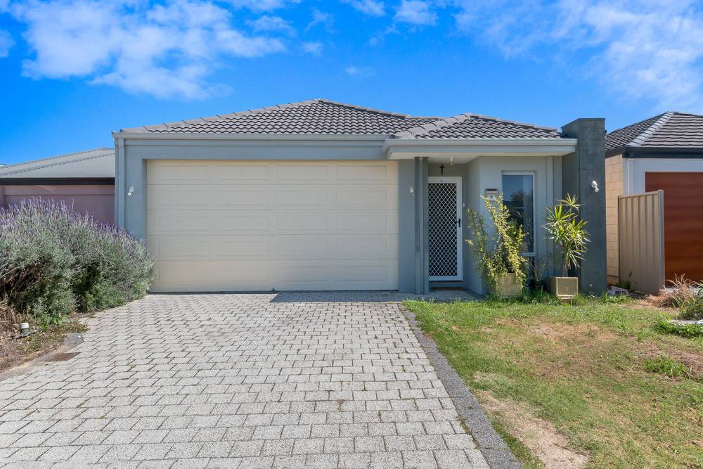 9 Redshank Lane, MARTIN, WA 6110