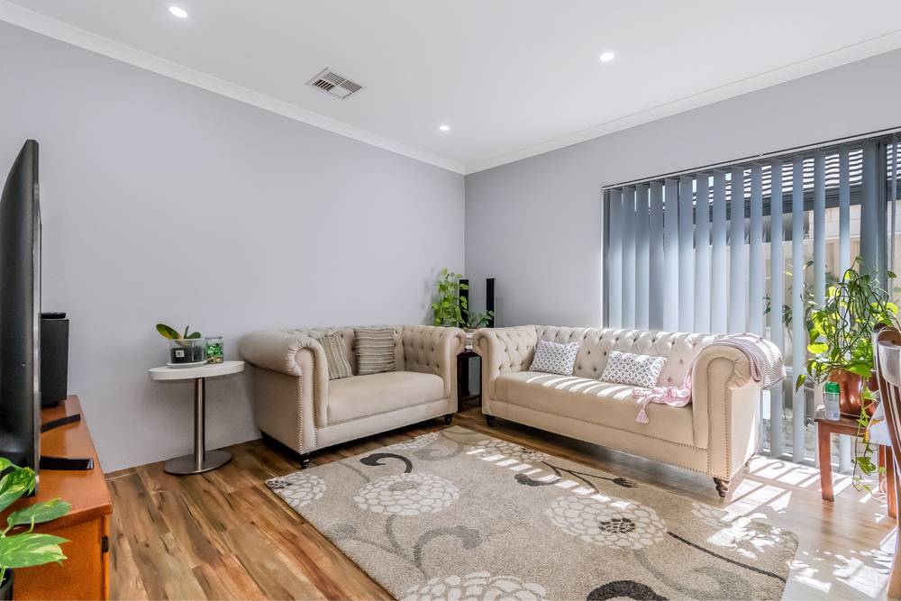 9 Redshank Lane, MARTIN, WA 6110