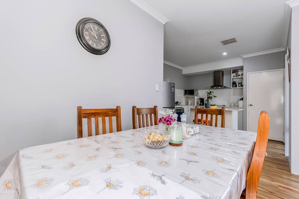 9 Redshank Lane, MARTIN, WA 6110