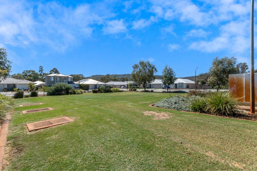 9 Redshank Lane, MARTIN, WA 6110
