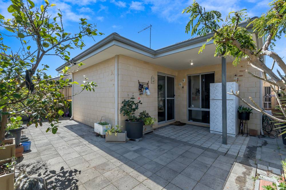 9 Redshank Lane, MARTIN, WA 6110