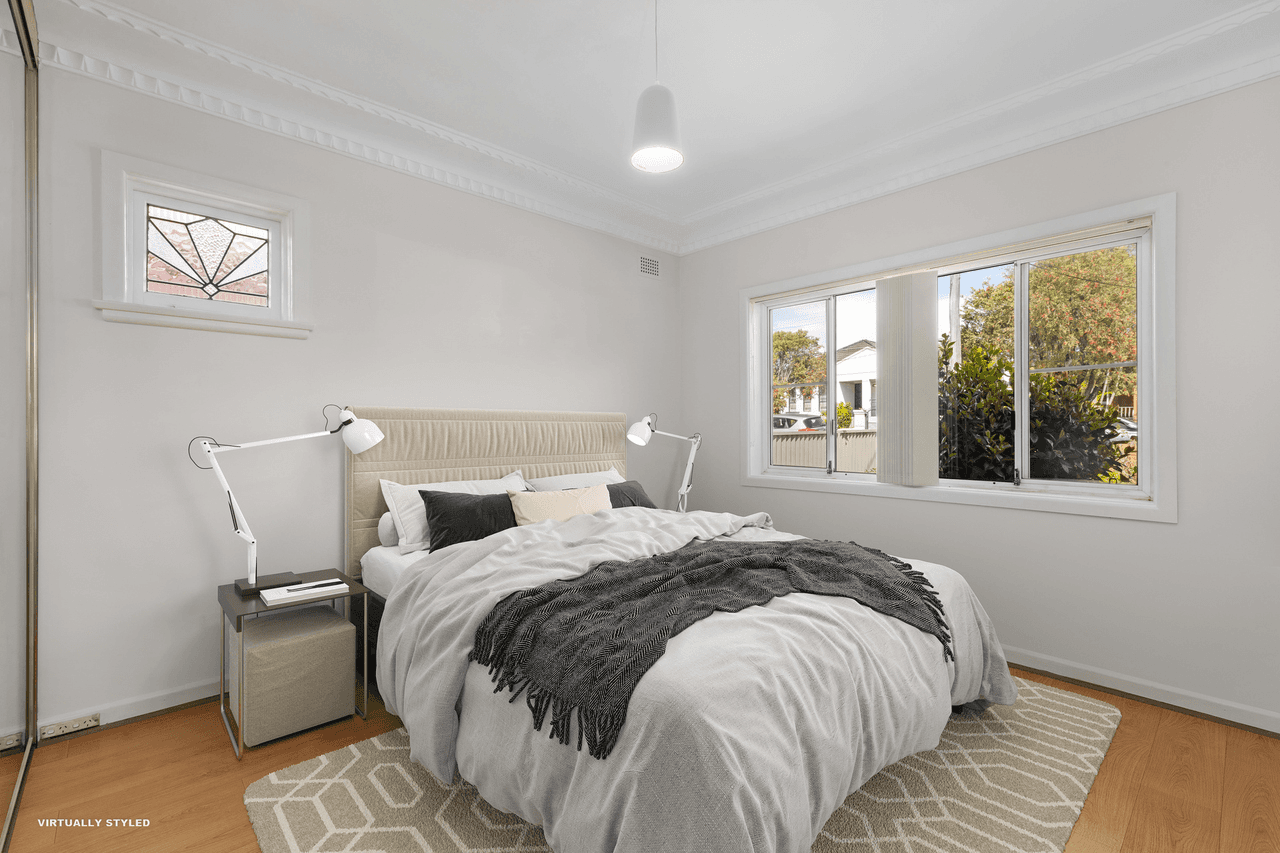 4 Saxon Street, Belfield, NSW 2191