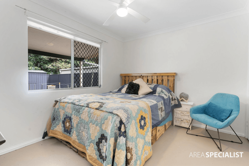 23 Pine Street, JACOBS WELL, QLD 4208