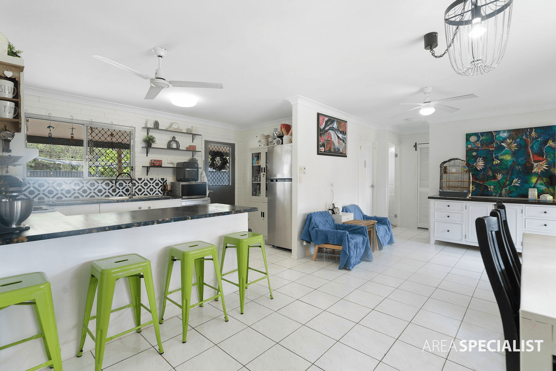 23 Pine Street, JACOBS WELL, QLD 4208