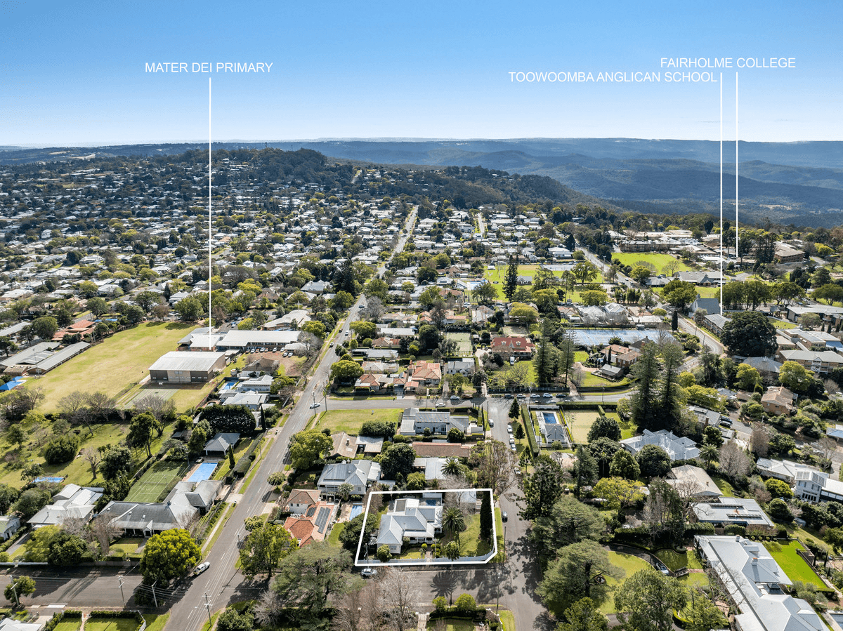 1 Arthur Street, EAST TOOWOOMBA, QLD 4350