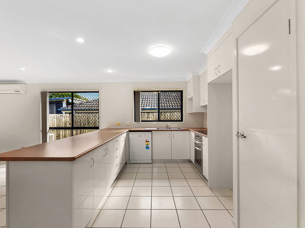 48 Anna Drive, RACEVIEW, QLD 4305