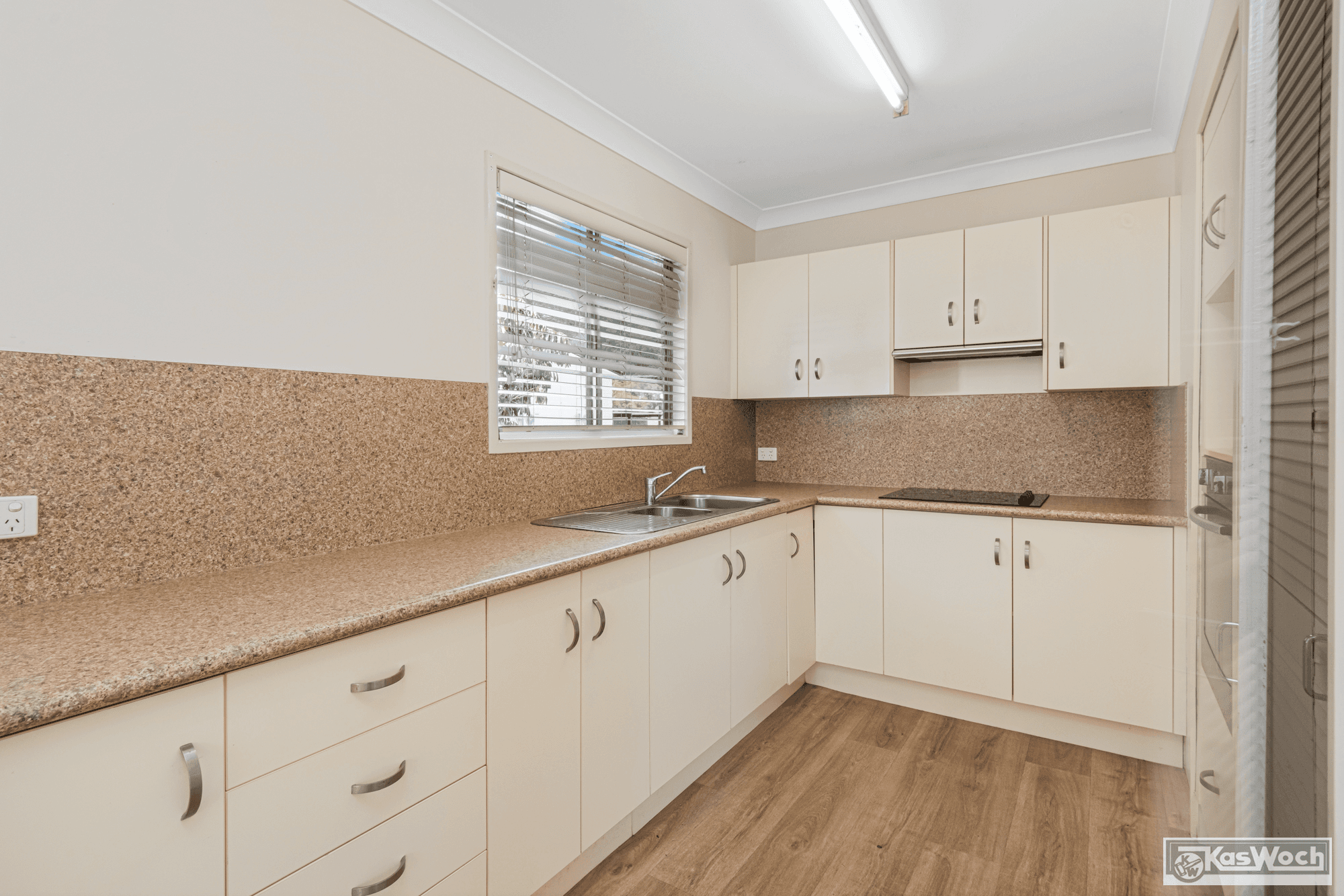 317 BLOXSOM STREET, FRENCHVILLE, QLD 4701