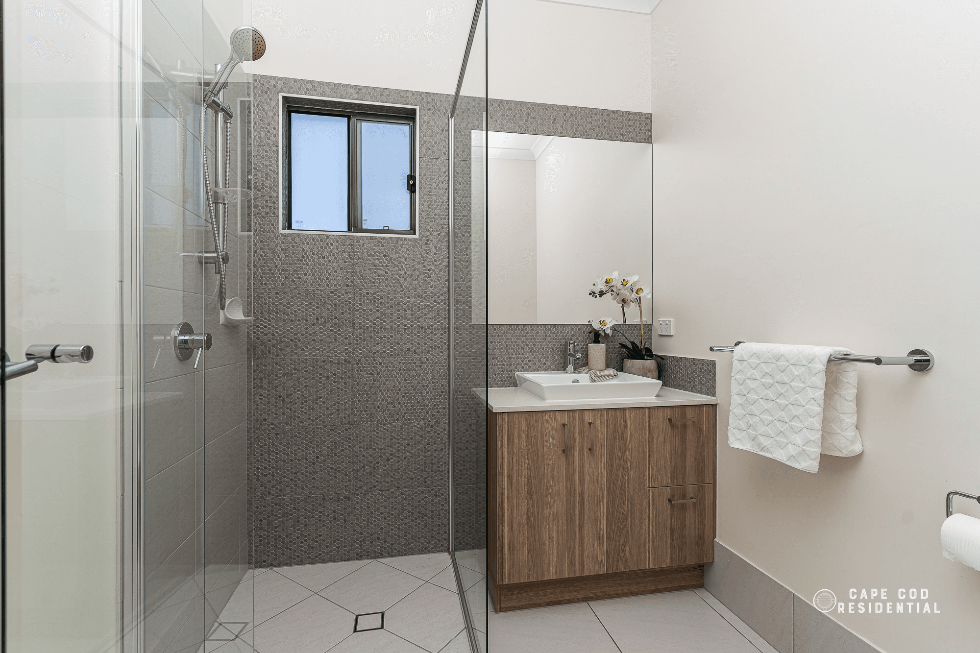 18 Vorneen Lane, MITCHELTON, QLD 4053