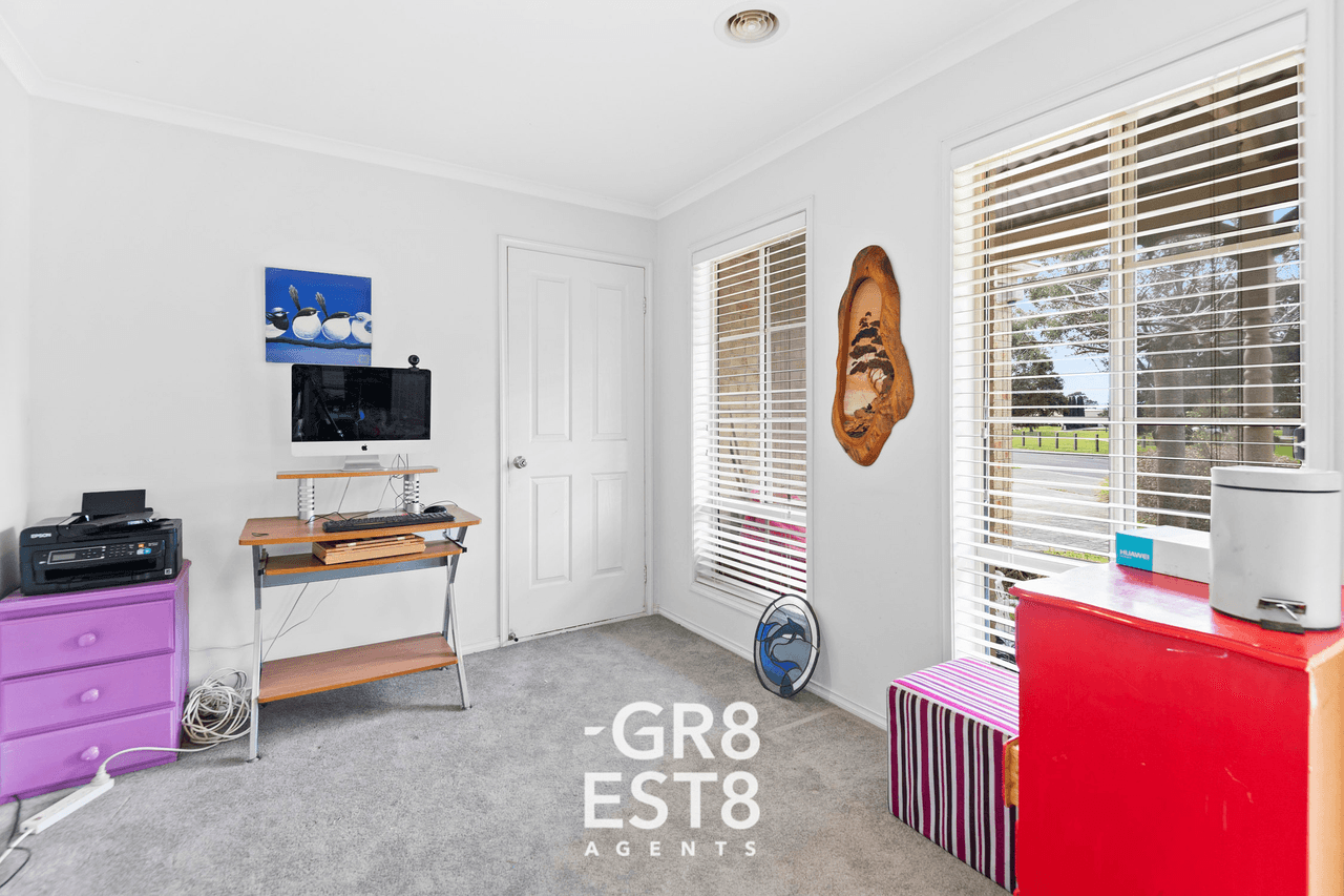 12 Saunton Drive, CRANBOURNE, VIC 3977